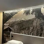 Daire Center Holidays & Bike Box Aosta